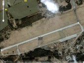 Satelitarne zdjęcie lotniska w Zegrzu (Google Maps).